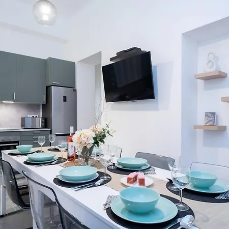 New Stylish And Super Apartament Budapesta