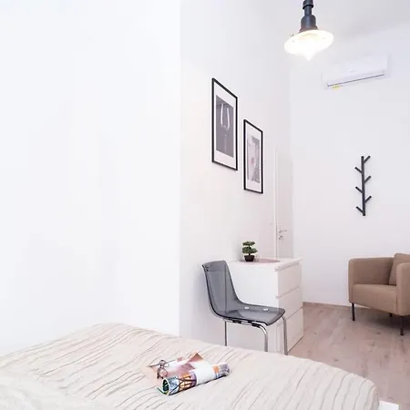 New Stylish And Super Apartament