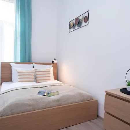 New Stylish And Super Apartament Budapesta
