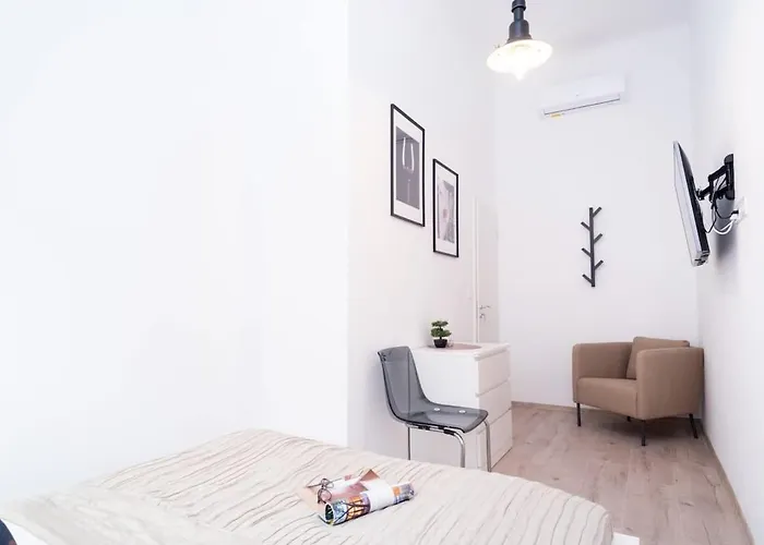 New Stylish And Super 公寓