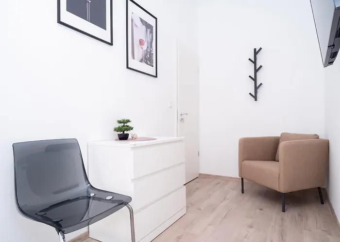 New Stylish And Super Apartment *