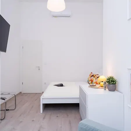 New Stylish And Super * Budapest